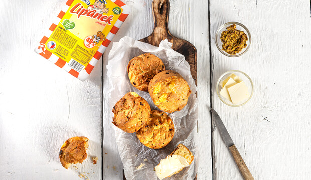 Bochníky so syrom Lipánek a slaninou